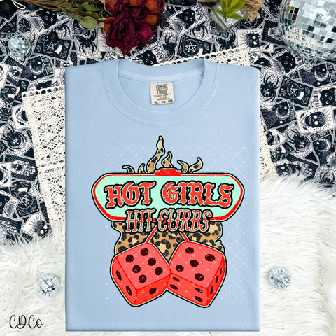 Hot Girls hit Curbs / Red 4153 DTF