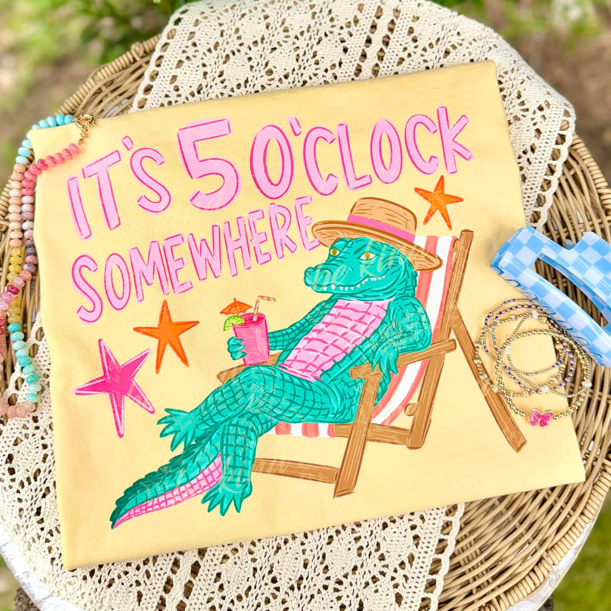 It's 5 O'Clock Gator 10584 DTF – Chase Design Co.