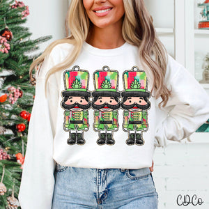 Trio Brush Nutcrackers Green 3039 DTF