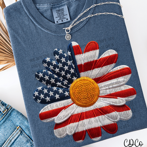Patriotic Flag Daisy 6208 DTF