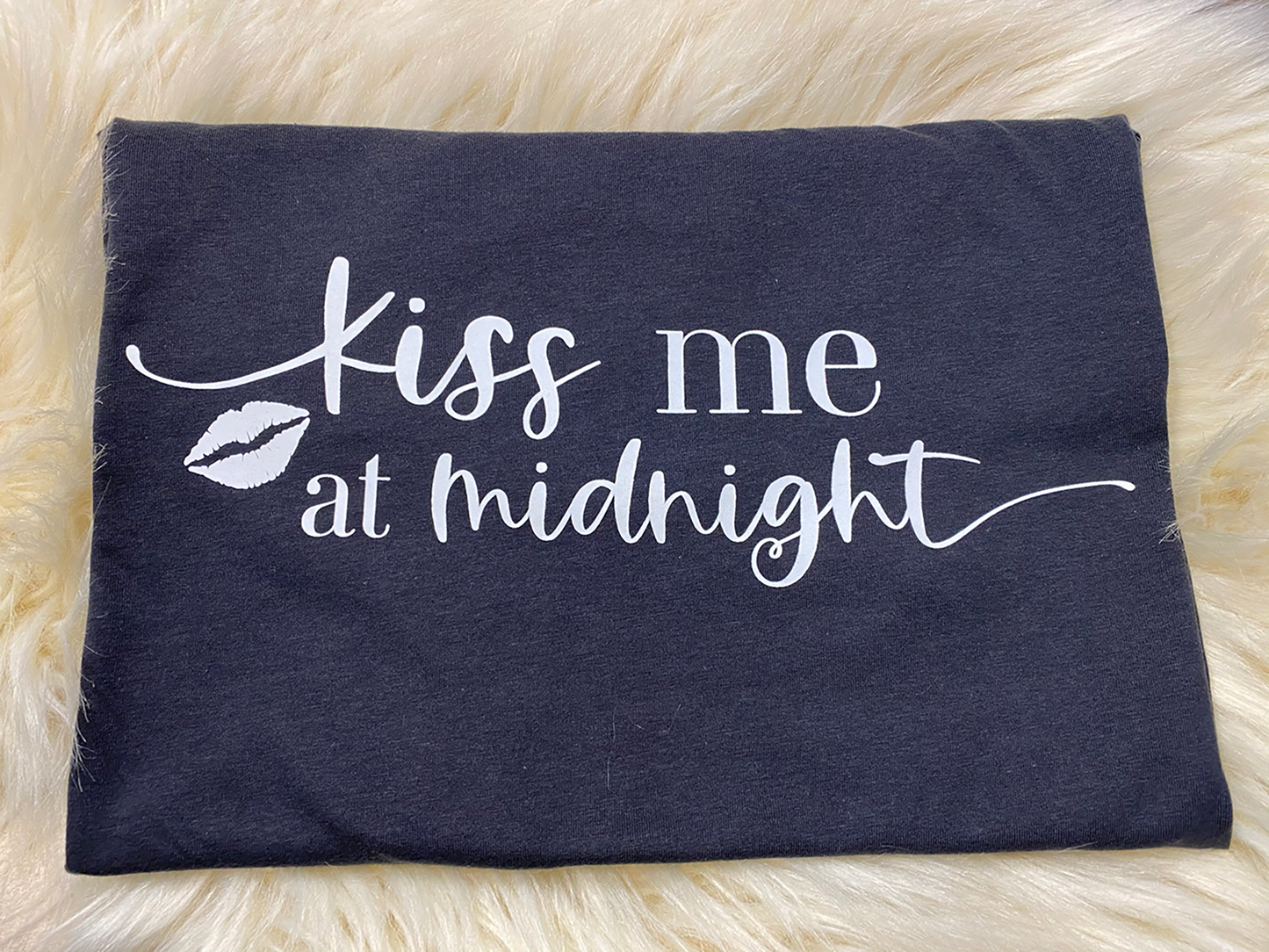 Kiss Me at Midnight (325°)